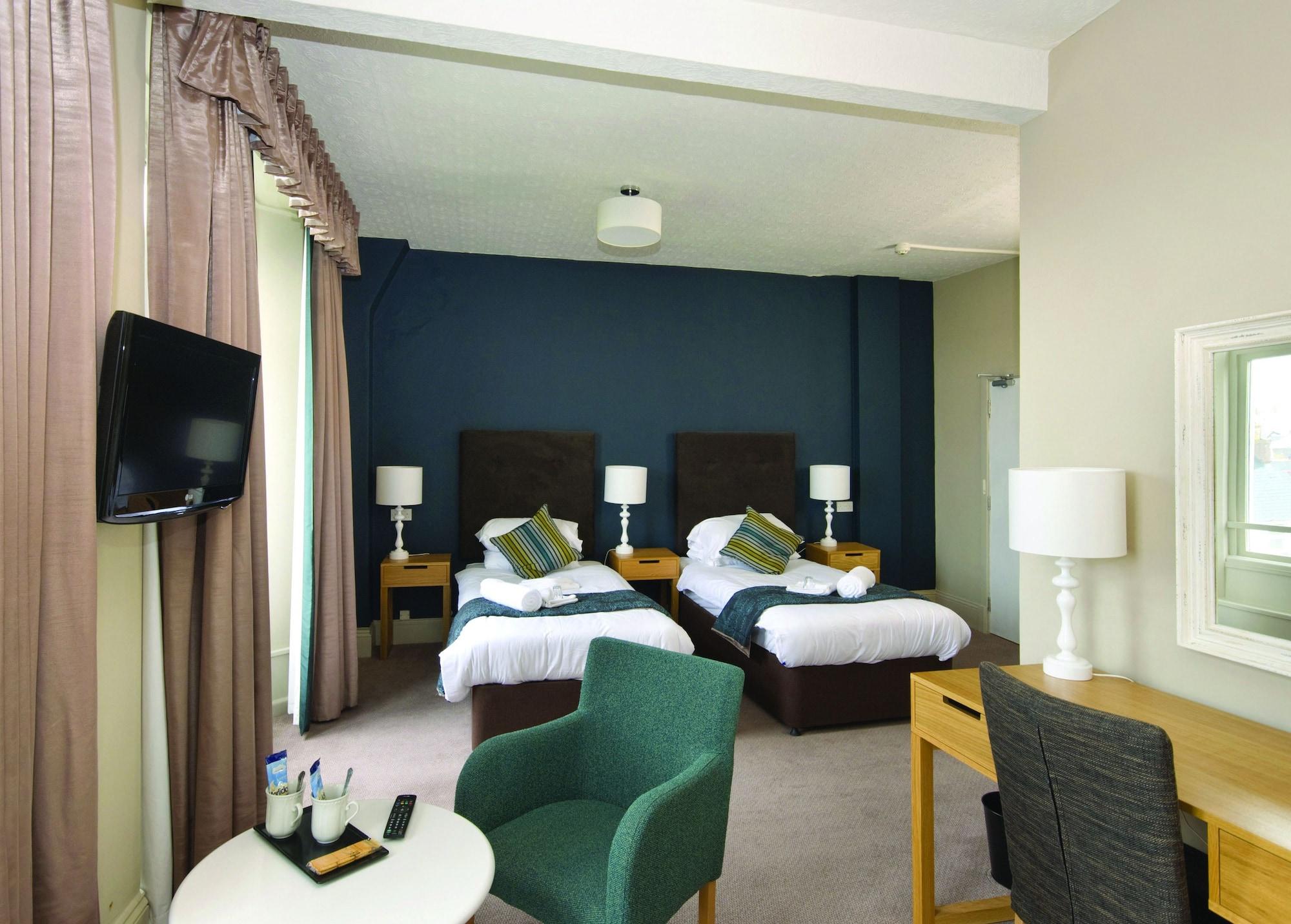 Imperial Hotel Тенби Экстерьер фото